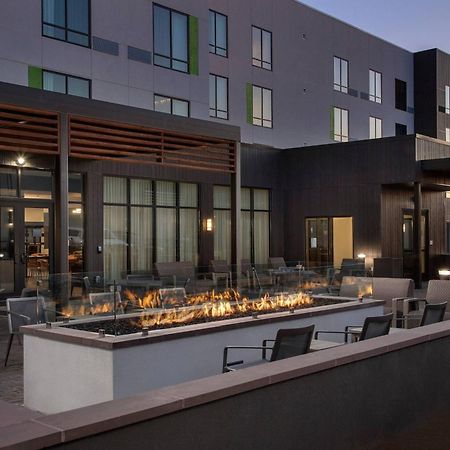 فندق Courtyard By Marriott Indianapolis بلينفيلد المظهر الخارجي الصورة
