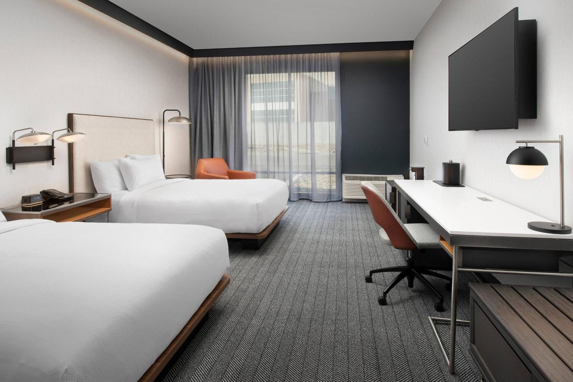 فندق Courtyard By Marriott Indianapolis بلينفيلد المظهر الخارجي الصورة