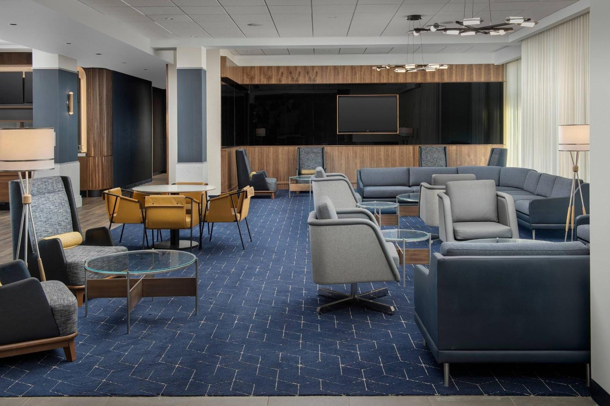 فندق Courtyard By Marriott Indianapolis بلينفيلد المظهر الخارجي الصورة